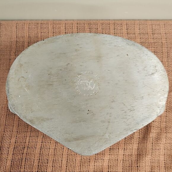 Vintage Guardian Service Heart Shaped Pot With Lid - Picture 6 of 11